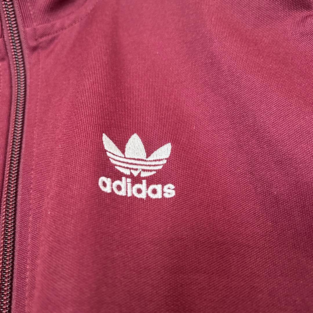 adidas トラックジャケット