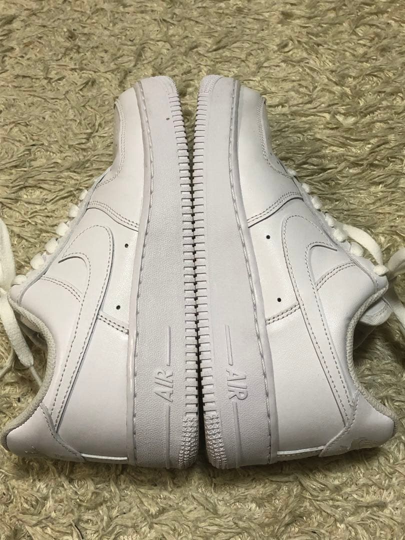 未使用級　極美品　ナイキ　エアフォース1 07 白　ホワイト　24.5cm
