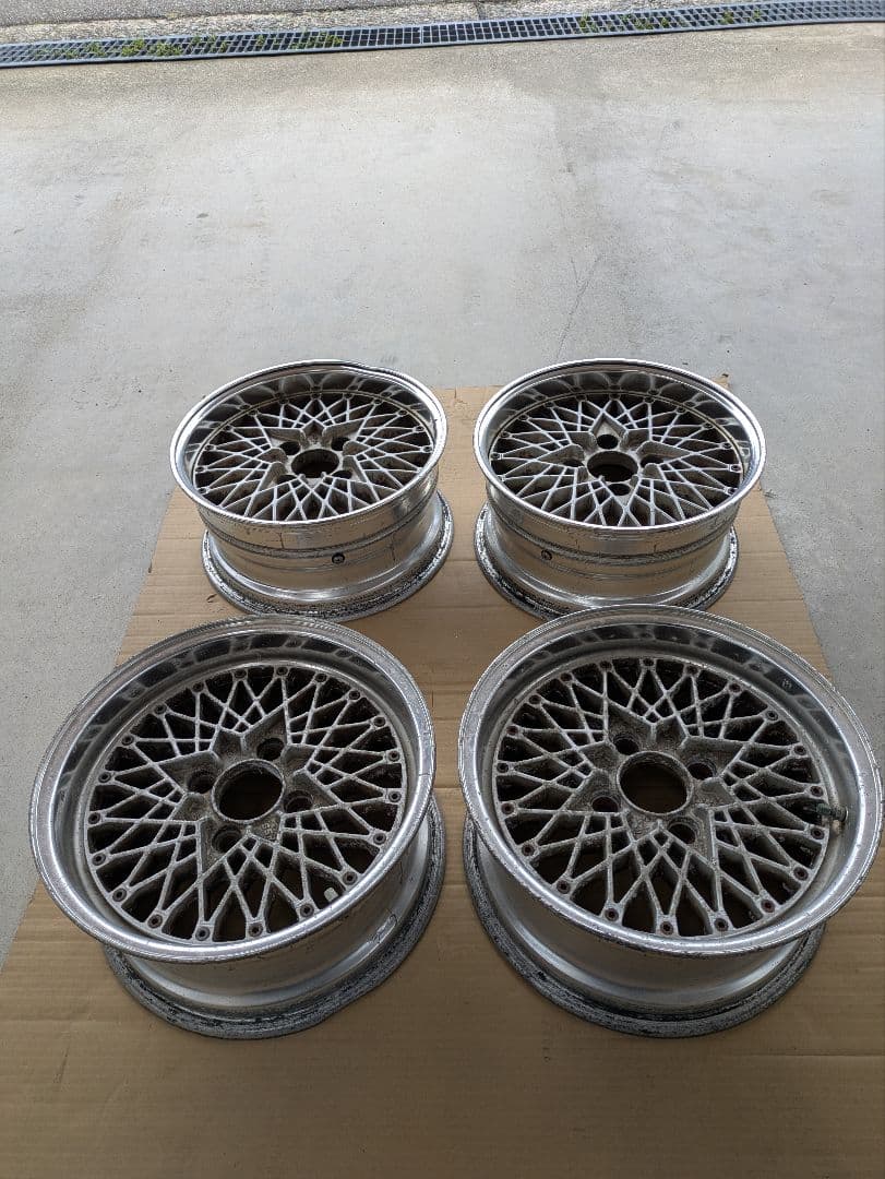 スピードスターフォーミュラーメッシュ １５インチ 4本セット