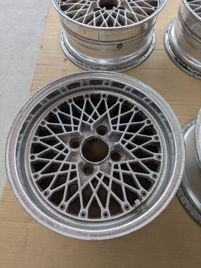 スピードスターフォーミュラーメッシュ １５インチ 4本セット