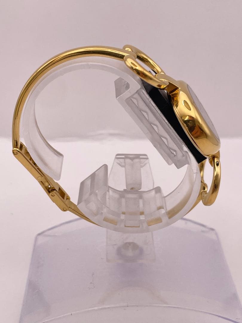 【稼働品】 GUCCI グッチ　1600 ゴールド ブラック文字盤　ハート