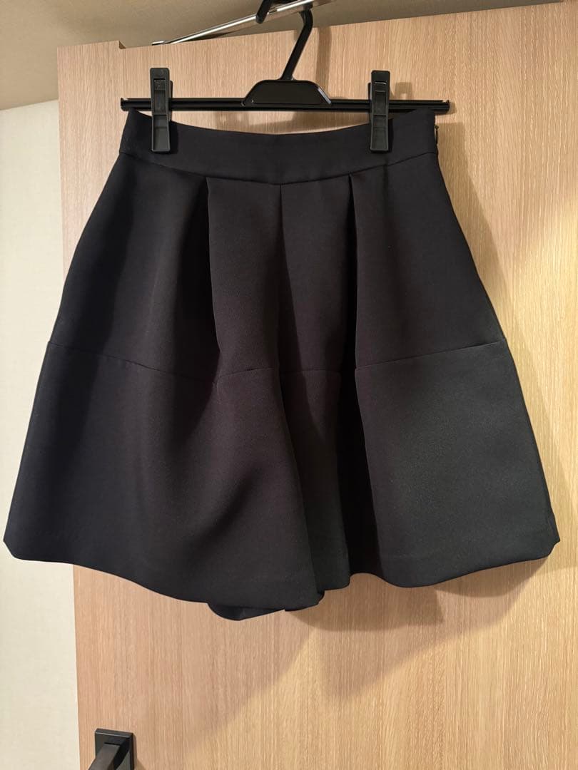 trefle+1 トレフルプラスワン　タックショートパンツ　01