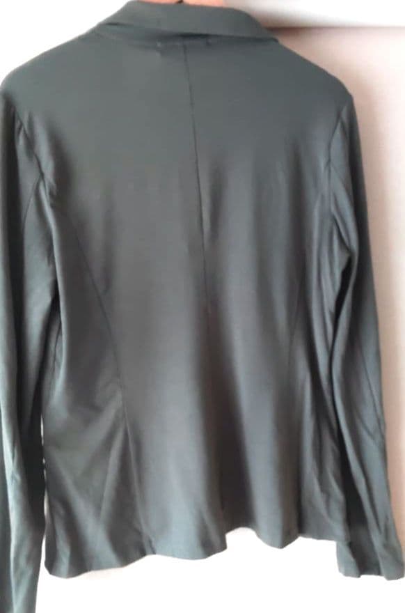 専用　 マックスマーラ　新品　ニット生地　オリーブグリーン テーラードジャケット