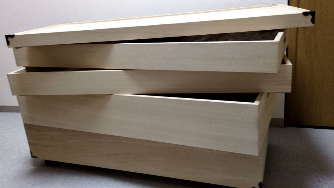 【美品】5／8処分　キャスター付き桐天然木　収納4段