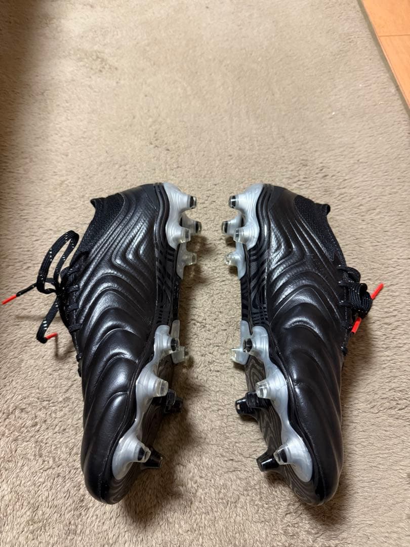 adidas スパイクシューズ ブラック/レッドFG 25.5㎝