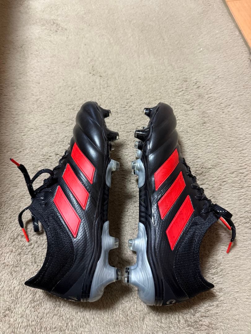 adidas スパイクシューズ ブラック/レッドFG 25.5㎝