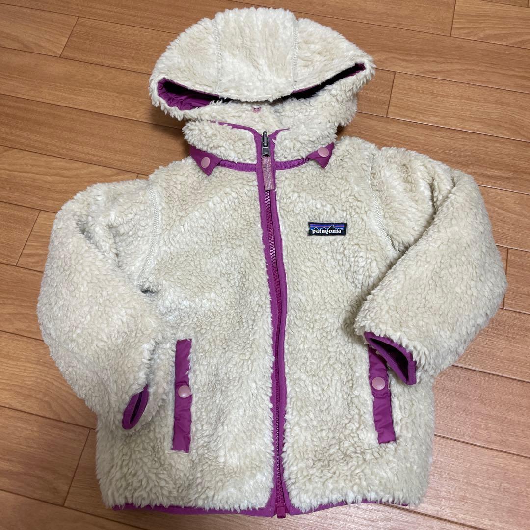 patagonia もこもこ　リバーシブル　ジャケット 4T 4歳