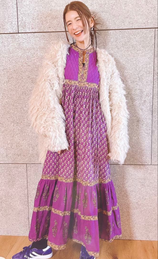 美品Freada フリーダ⭐︎キルトステッチ ハンドスクリーンワンピース　ヌキテパ