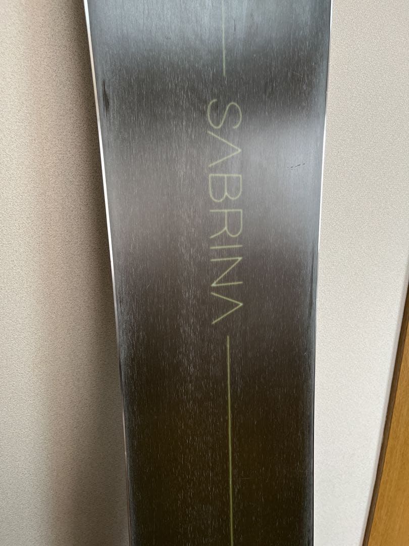 SABRINA GEMINI 143 スノボ 板 レディース