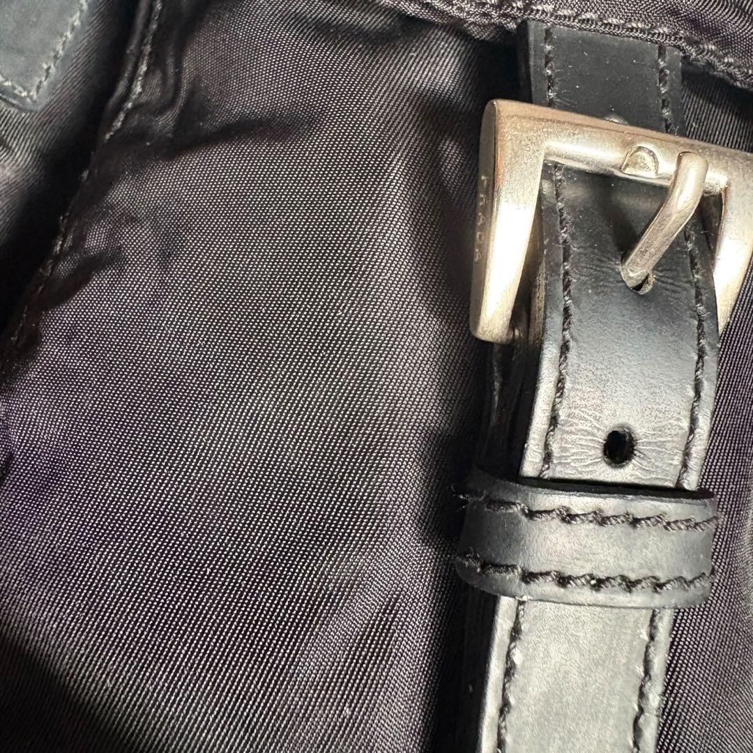 チマ　PRADA 三角プレート ナイロン ブラック バックパック A4