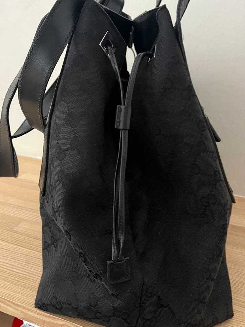 GUCCI GGキャンバス　トートバッグ　ブラック