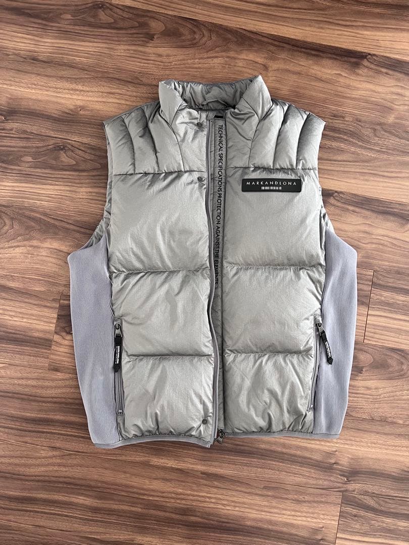 【美品】マークアンドロナ　ダウンベスト