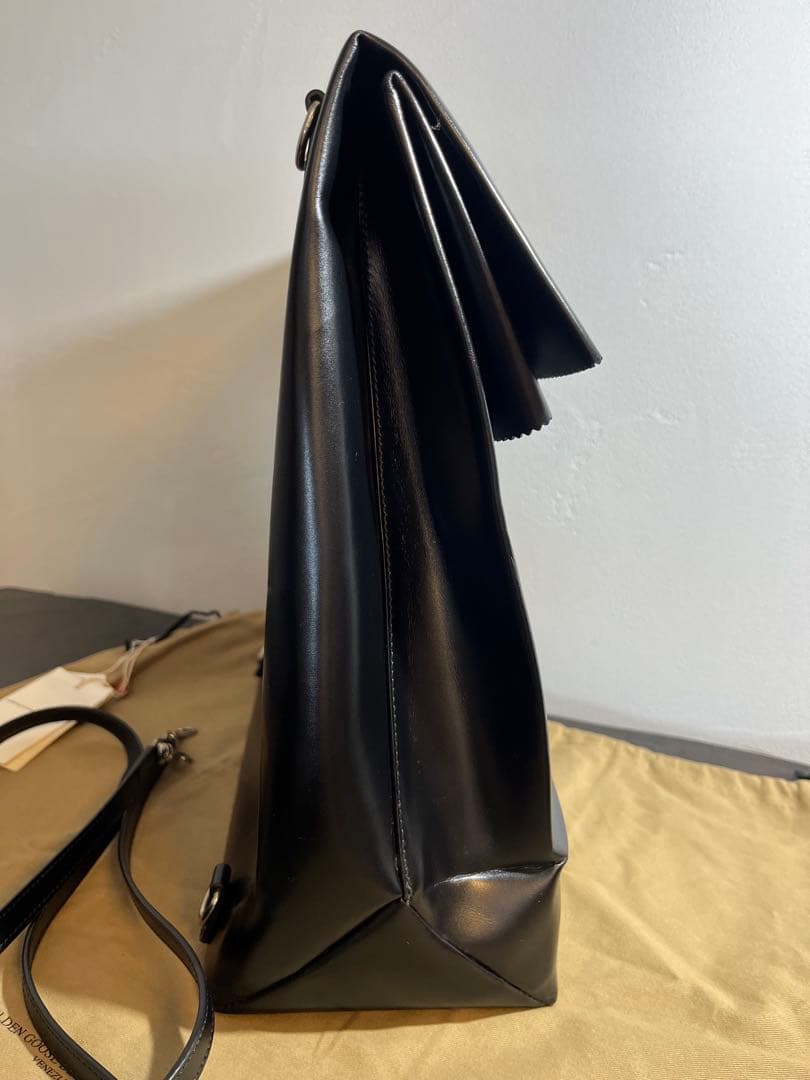 未使用近　ゴールデングース　本革　リュック　ショルダー　ビジネス　カジュアル