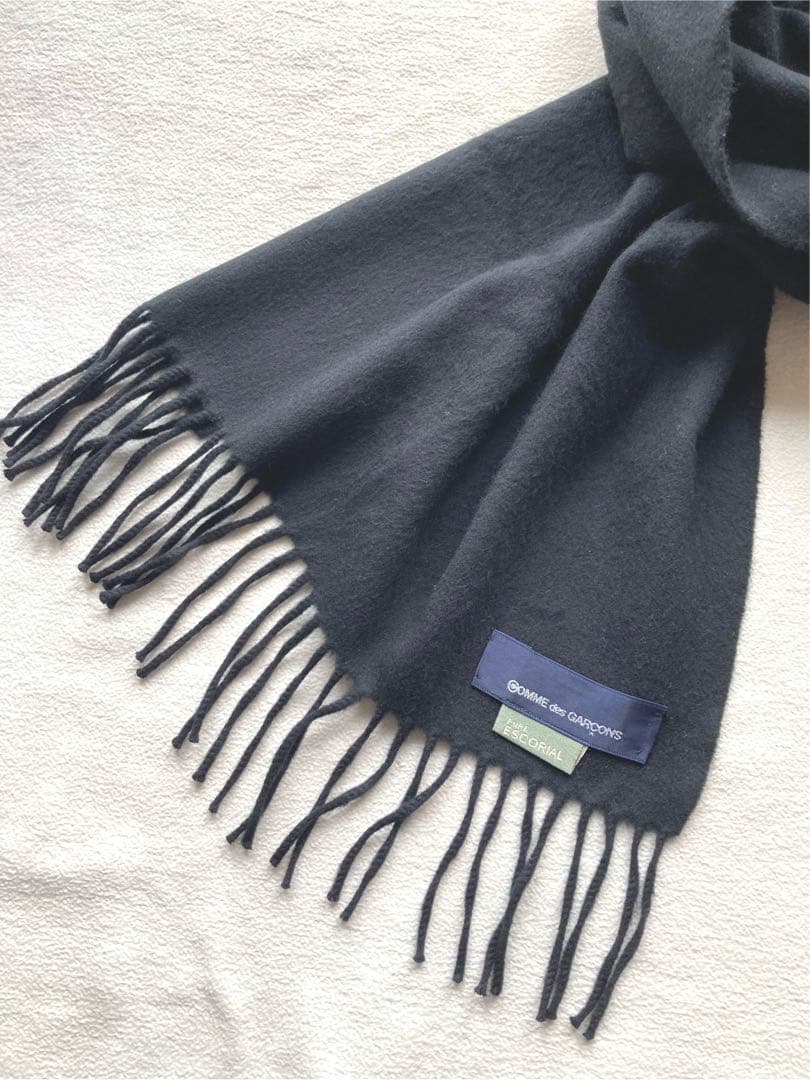 にかくコムデギャルソン　ESCORIAL マフラー　ブラック　限定