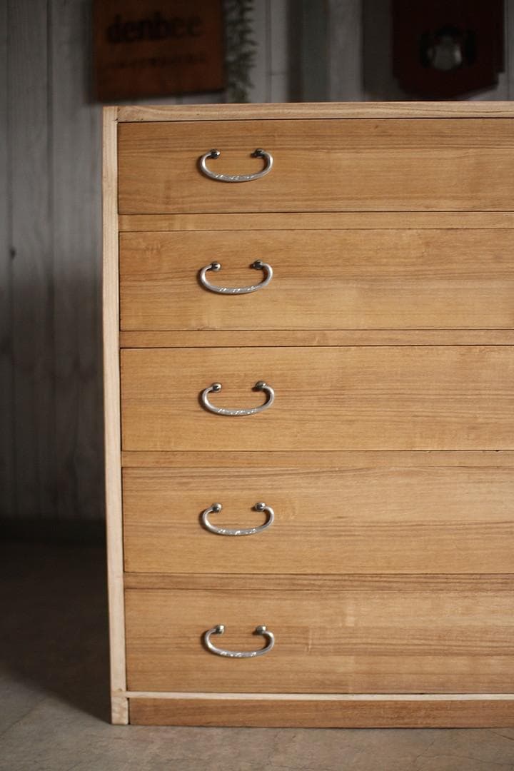 古い木製の引き出し5段　食器棚　キャビネット　古家具　古民家