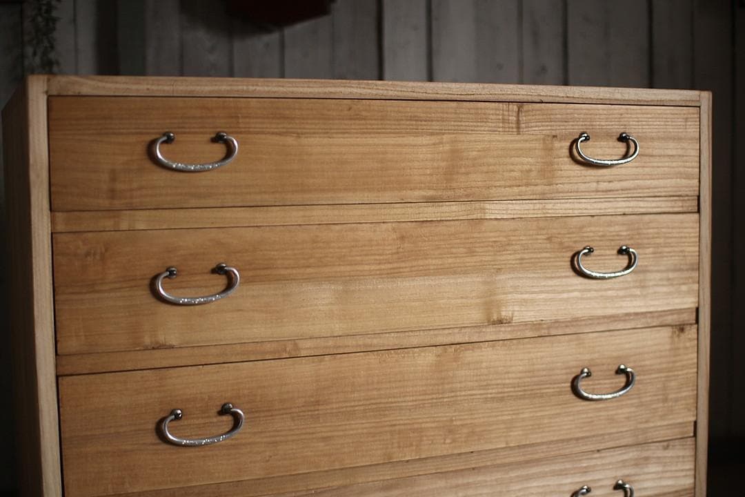 古い木製の引き出し5段　食器棚　キャビネット　古家具　古民家