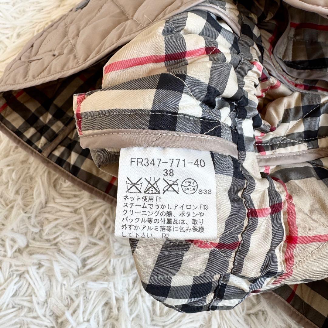 美品　バーバリーロンドン　リバーシブル　キルティングベスト　ベージュ　Mサイズ