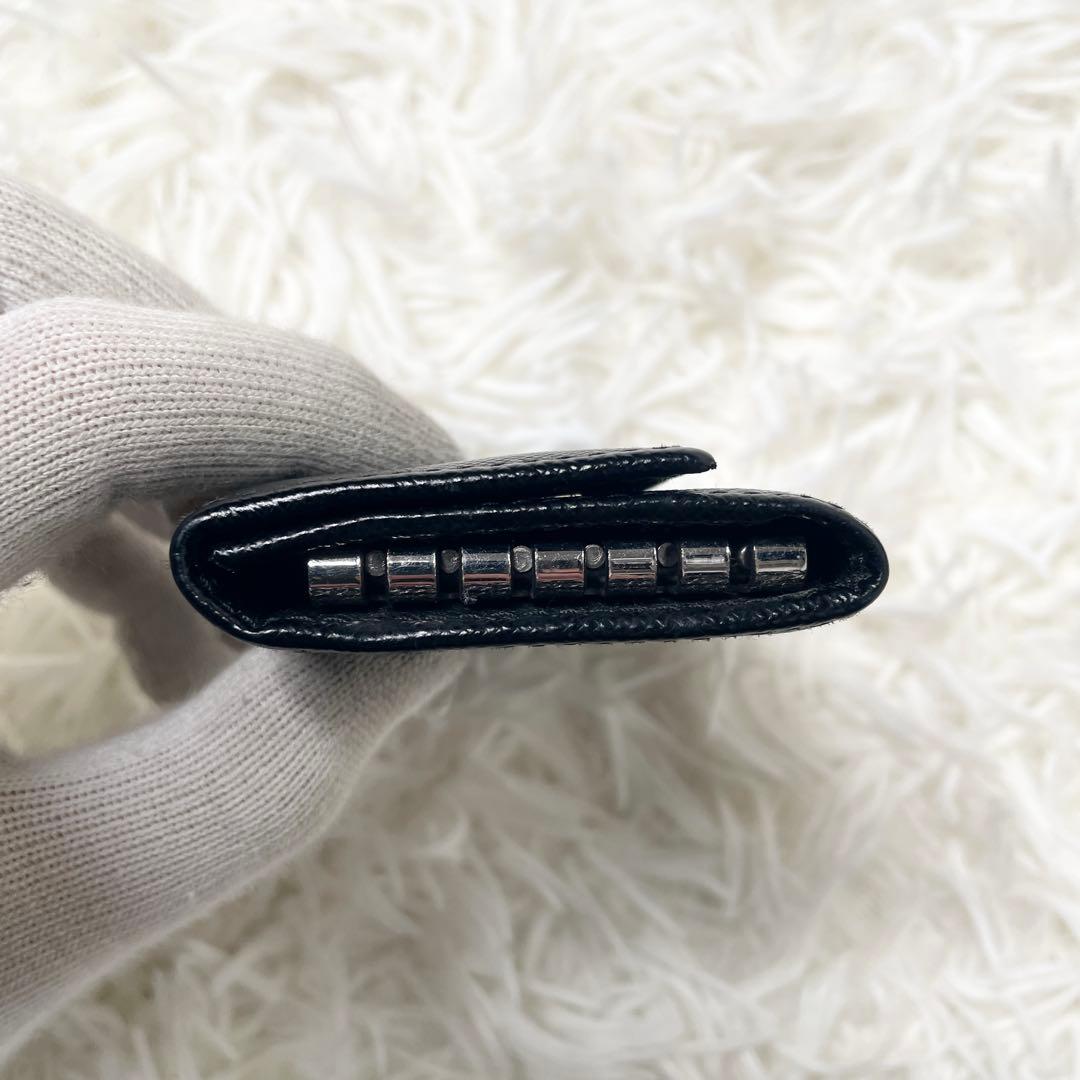 【極美品 現行】プラダ 6連キーケース サフィアーノ レザー ブラック 三角