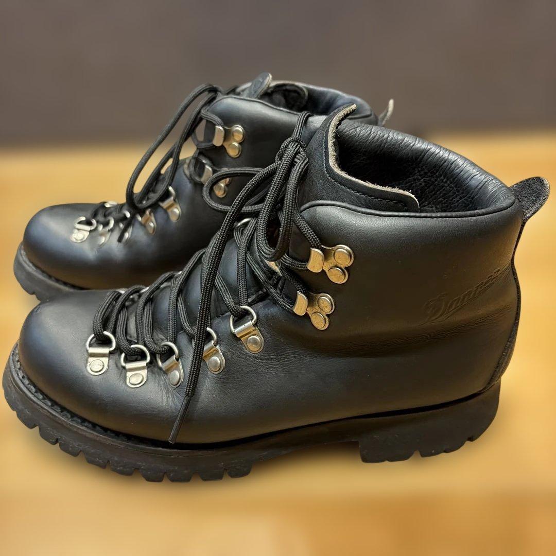 ダナー DANNER マウンテンライト【24.5】D1241 ブラック