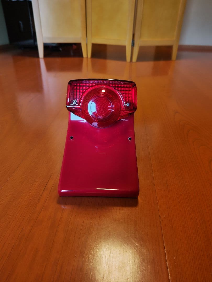 CB400F FRP リア、フロントフェンダーセット　テールランプ、備品付き