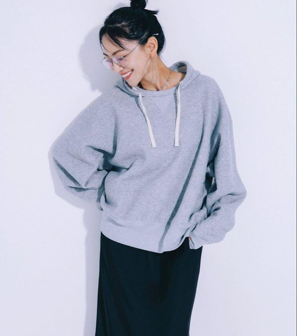 ココ！CozueNinomiya EX DISCUS hoodyグレー