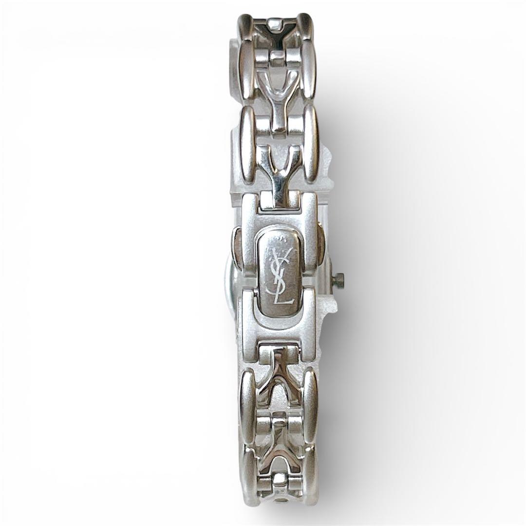 美品✨稼働品　イヴ・サンローラン　オーバル クォーツ　アクセサリー　腕時計　華奢