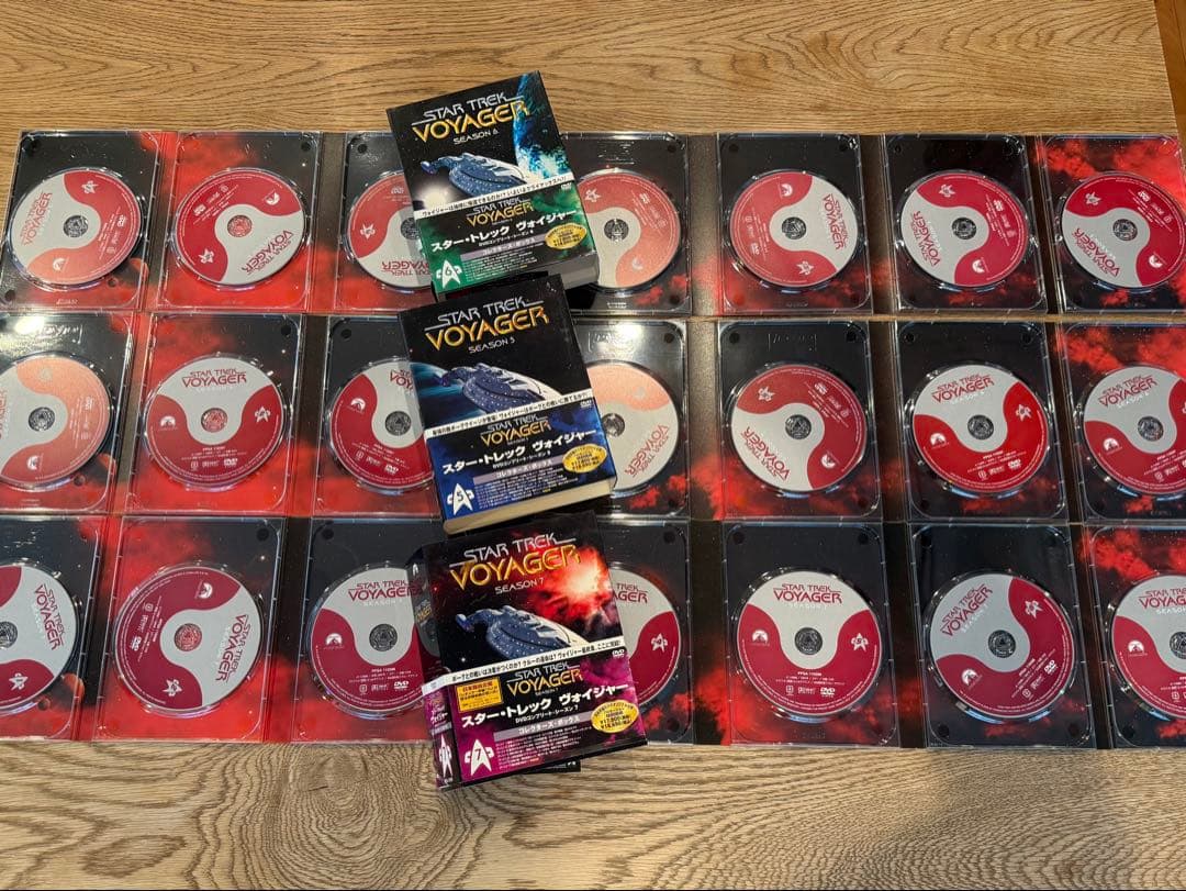 美品 スタートレック ボイジャー DVDコンプリートコレクターズボックス全７巻