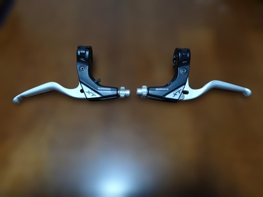 Shimano 　DEORE　XT ブレーキレバー　左右　中古品