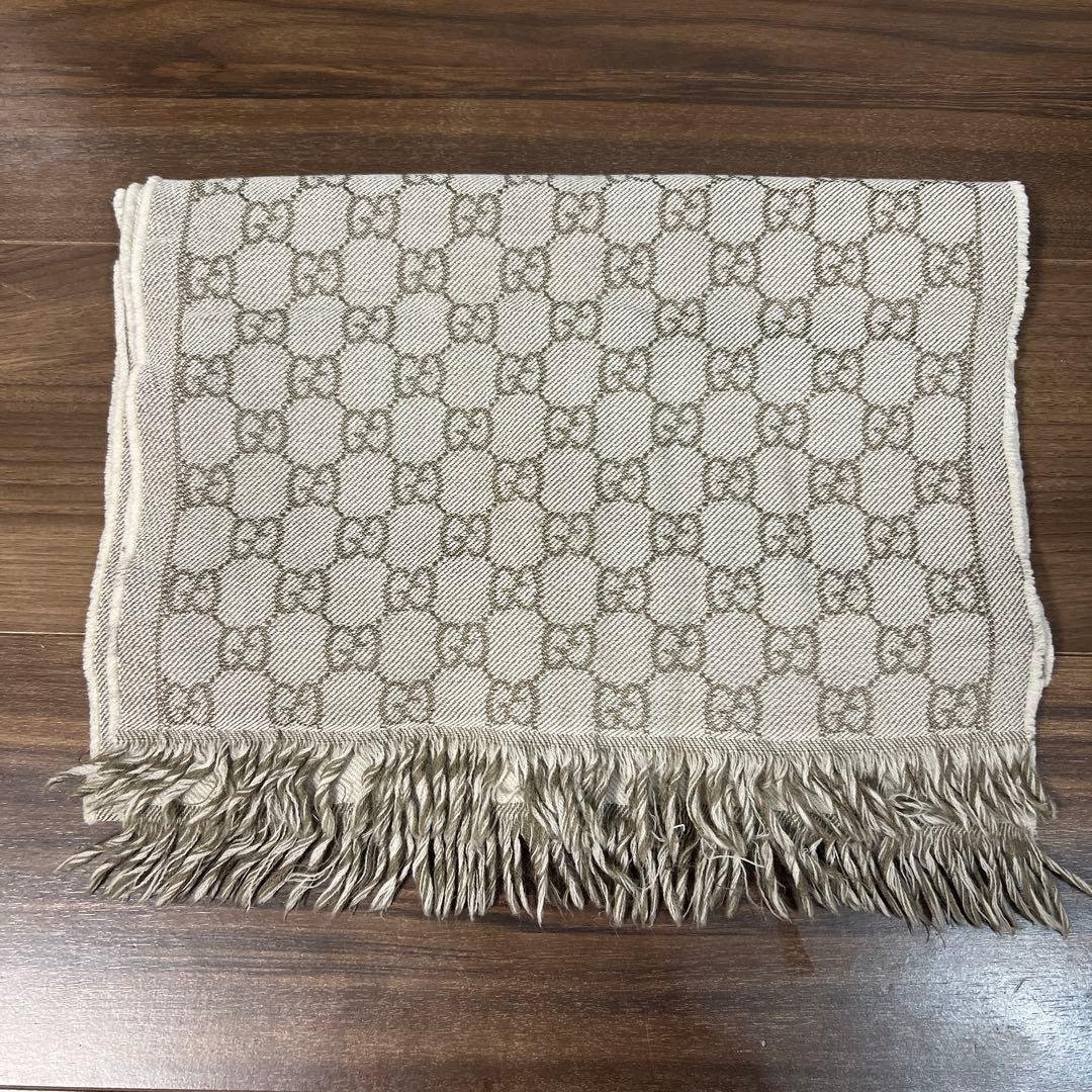 GUCCI！GGパターンマフラー！