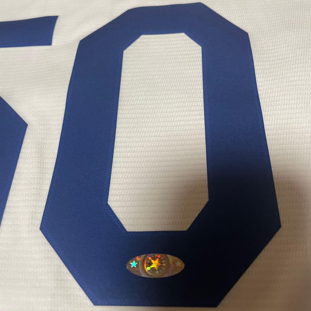 ロサンゼルスドジャース ムーキーベッツサイン入りユニフォーム 【直筆サイン】