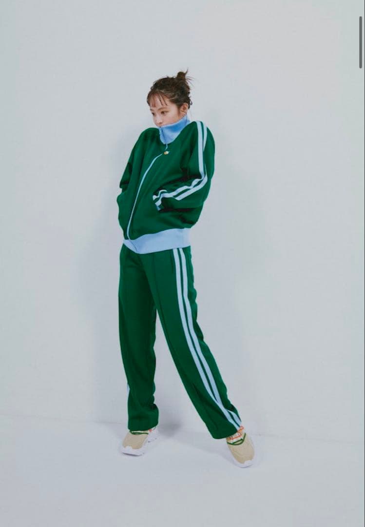 清野菜名 × BEAMS / 別注 ライン ジャージ セットアップ