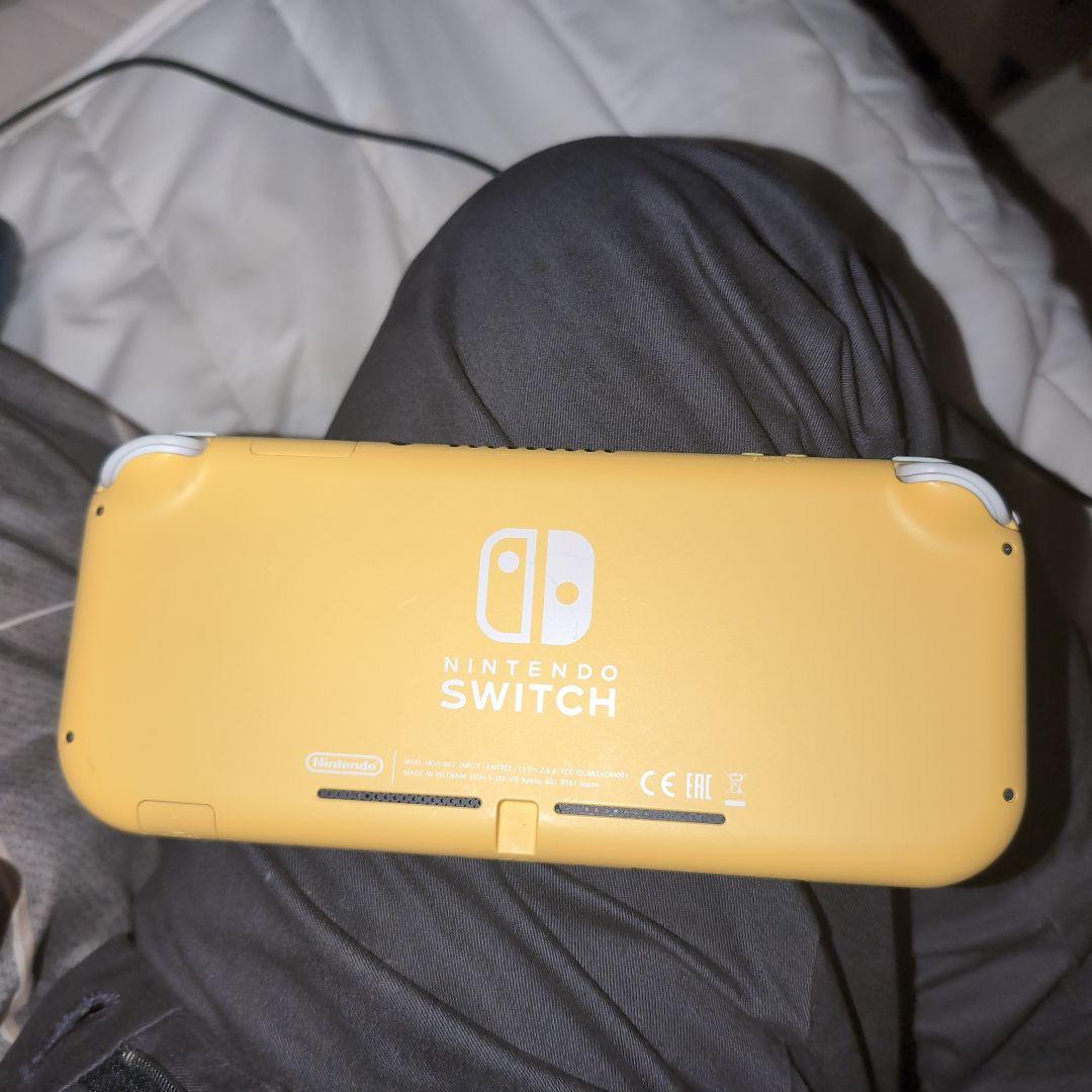 任天堂スイッチライトイエロースプラトゥーン３コントローラー ゲームスタンド