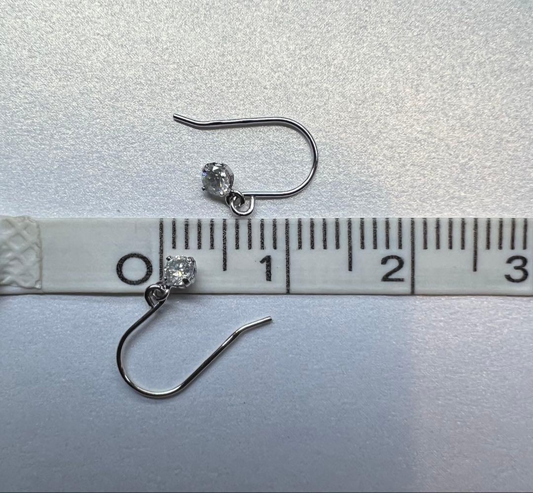 プラチナ900 ダイヤモンドフックピアス　計0.1ct