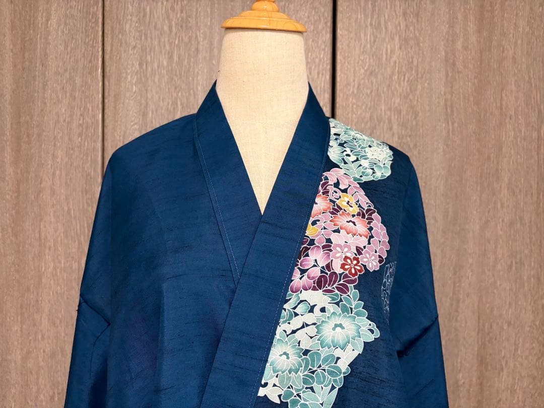 着物リメイク　訪問着紬地　草花文　から作務衣　長身の方でも股下80センチまで可能