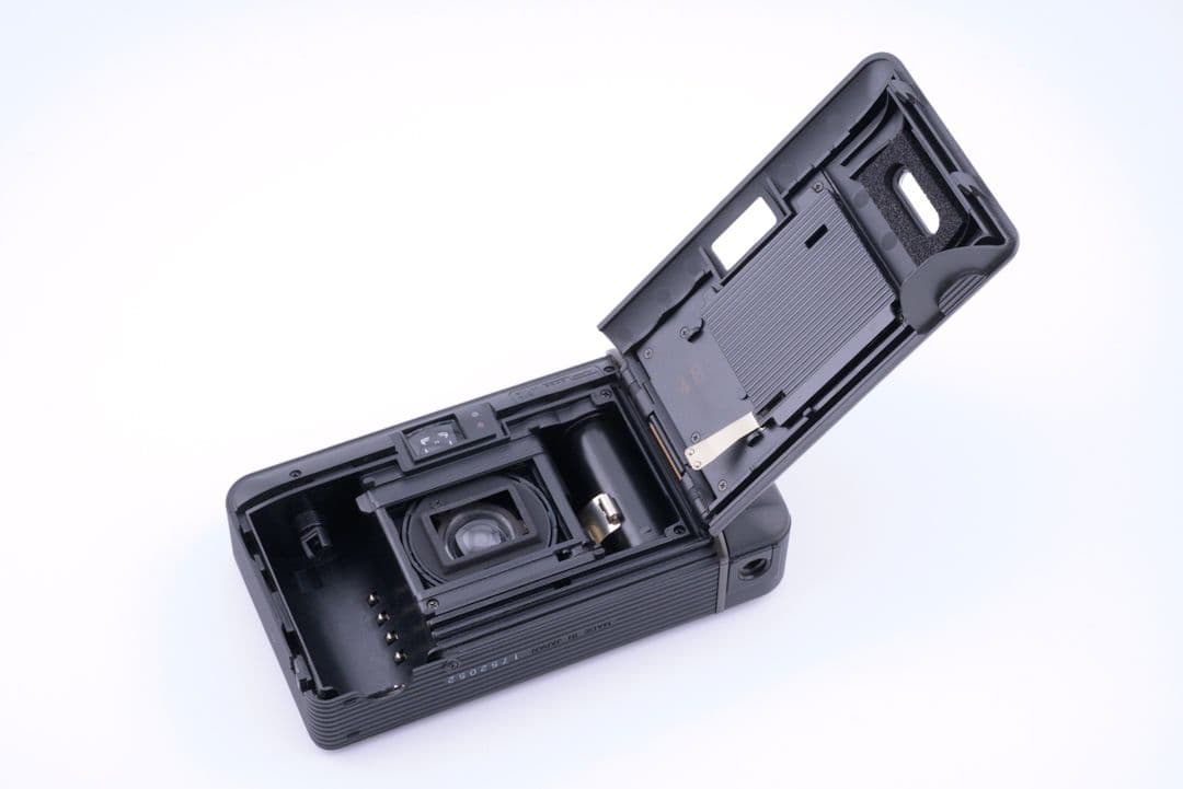 フィルムカメラ Konica Bigmini BM-301