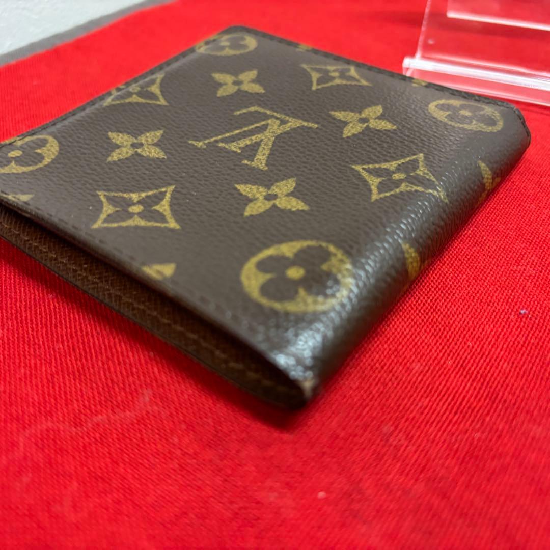 必見 Louis Vuitton 二つ折り財布 モノグラム M60929