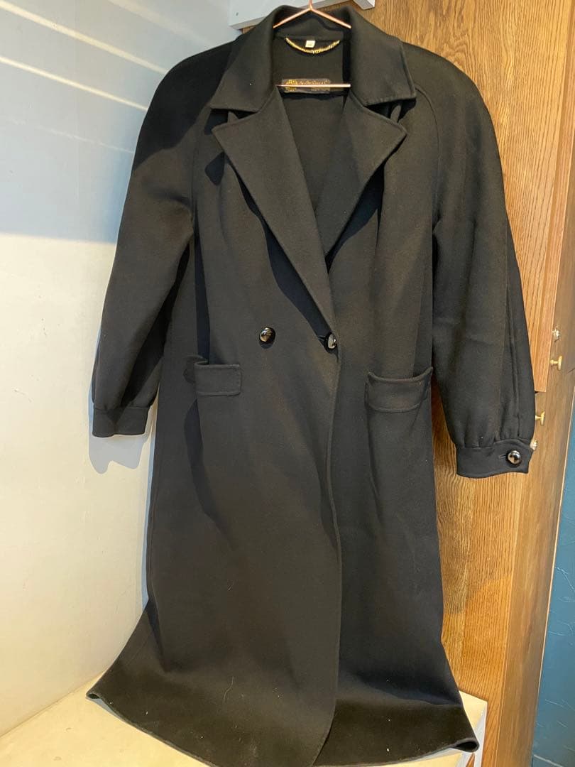 【極美品】Loro Piana 黒のダブルボタンロングコート