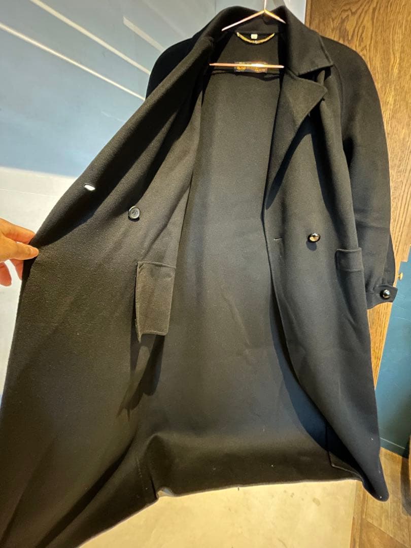 【極美品】Loro Piana 黒のダブルボタンロングコート