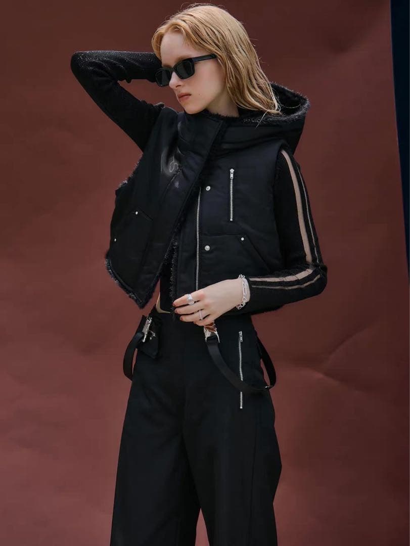 glam lips 2WAY リバーシブル ショート FUR ベスト