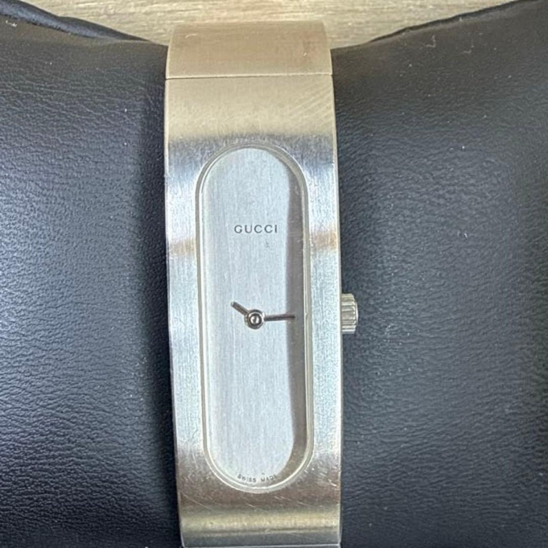 腕時計 Gucci グッチ ブレスウォッチ 2400S 2針クォーツ