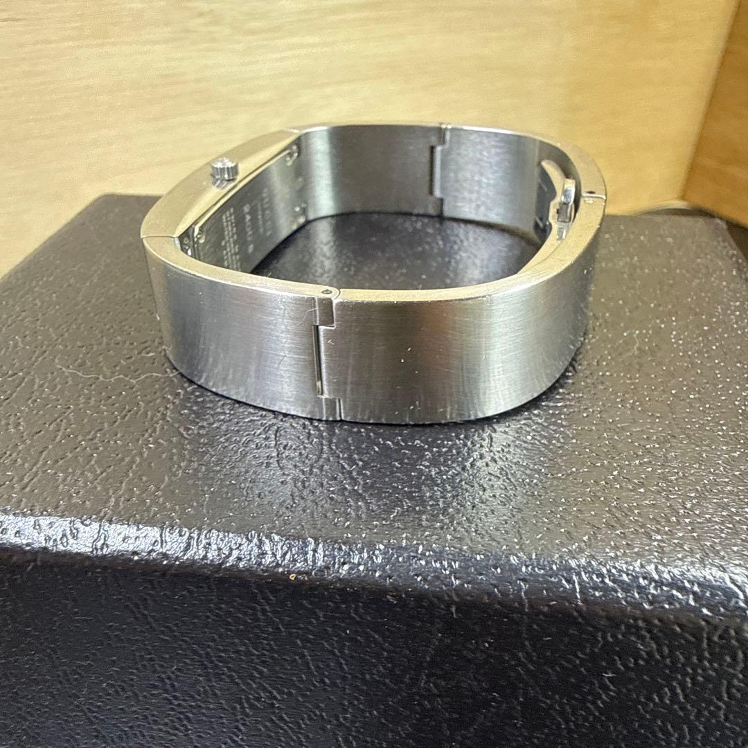 腕時計 Gucci グッチ ブレスウォッチ 2400S 2針クォーツ