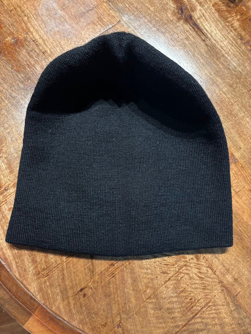 PRADA プラダ　ニット帽　ブラック