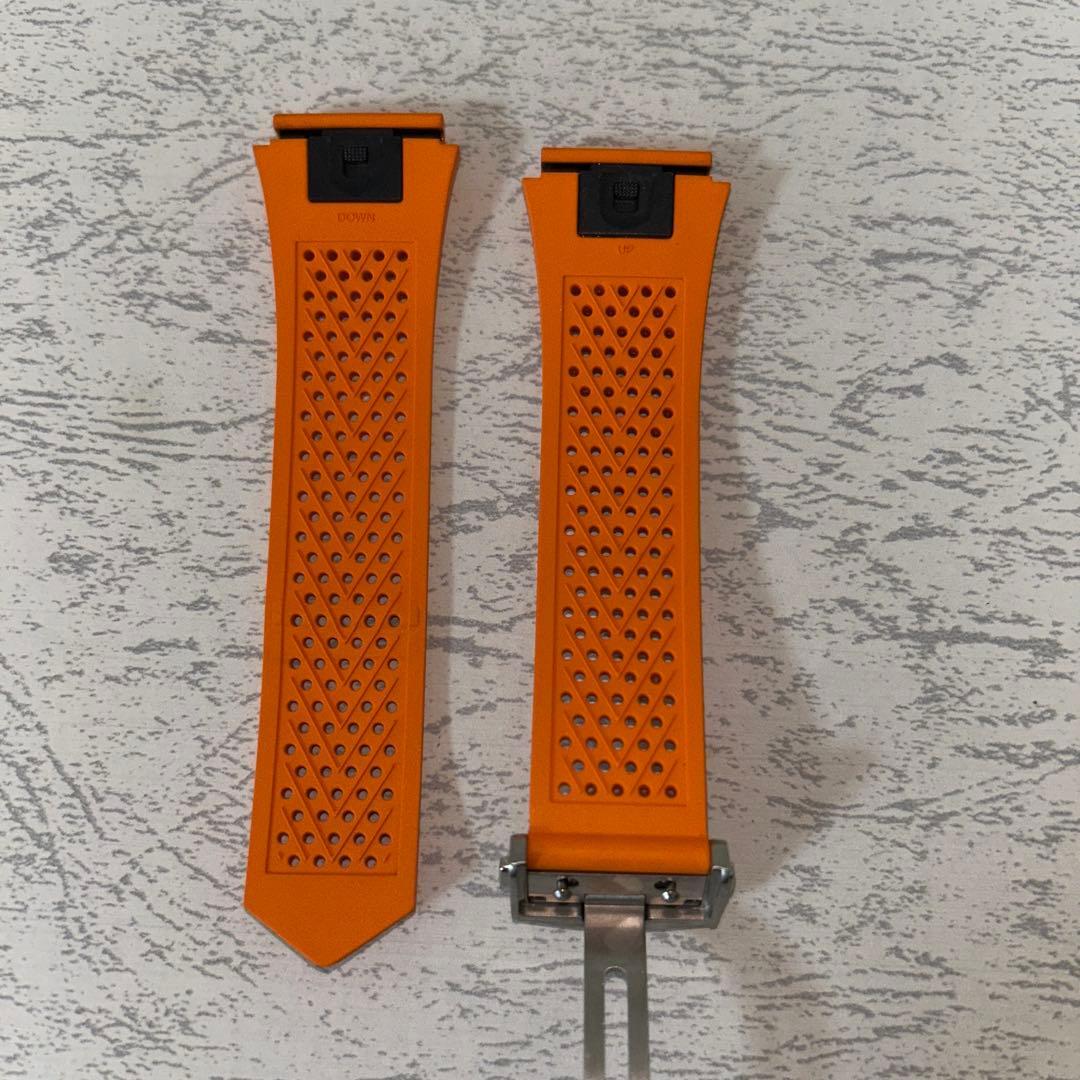 ジロー★タグホイヤー★コネクテッド★ラバーストラップ★オレンジ