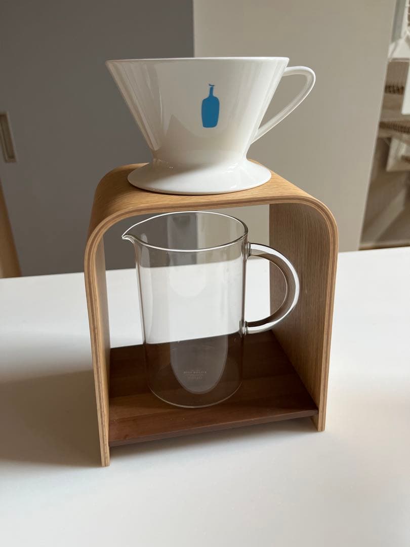 ブルーボトルコーヒー　カリモク　KINTO