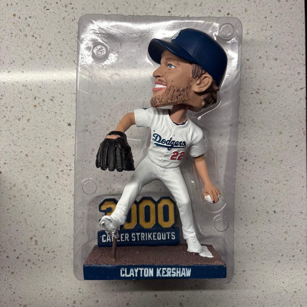 【新品・非売品・レア】ドジャース カーショー 3000奪三振記念　ボブルヘッド