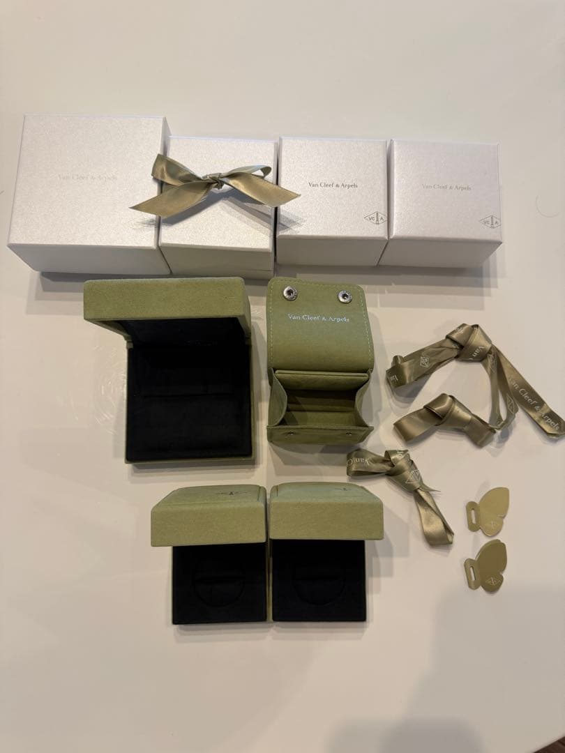 ヴァンクリーフアンドアーペル　ボックス4点セット