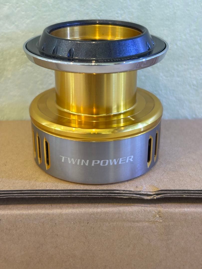 15ツインパワーSW 5000 6000スプール　未使用品