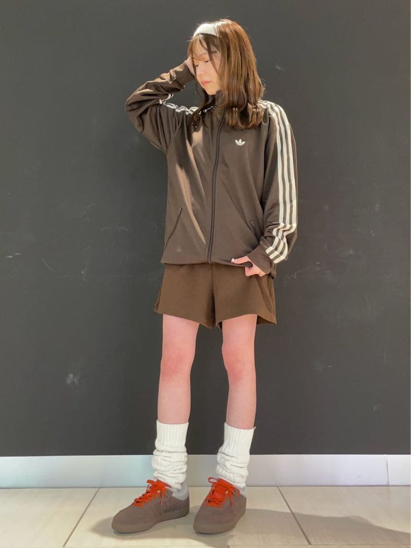 U143 2XSサイズ　トラックジャケット ジェンダーニュートラル ソリュン着用