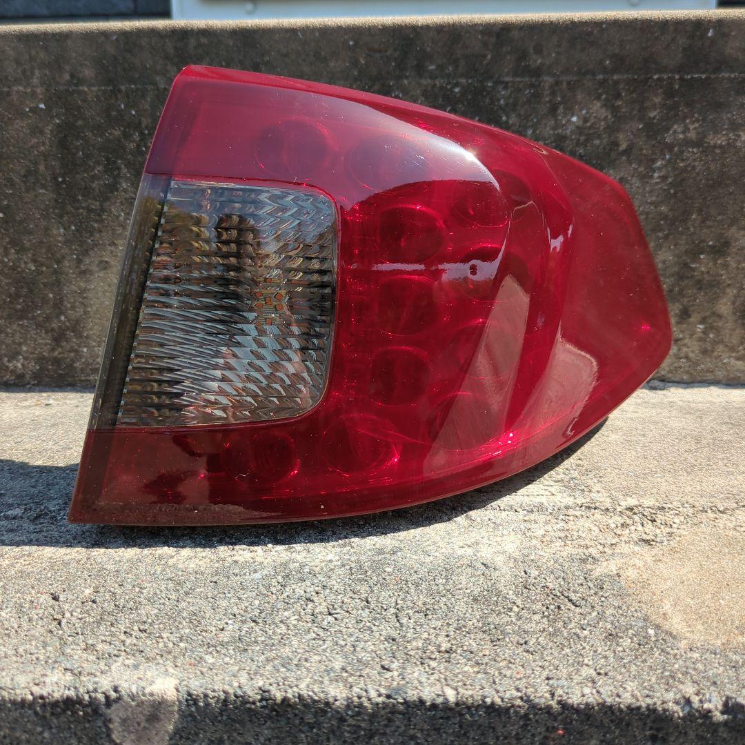 GRB/GRF テールランプ左右セット