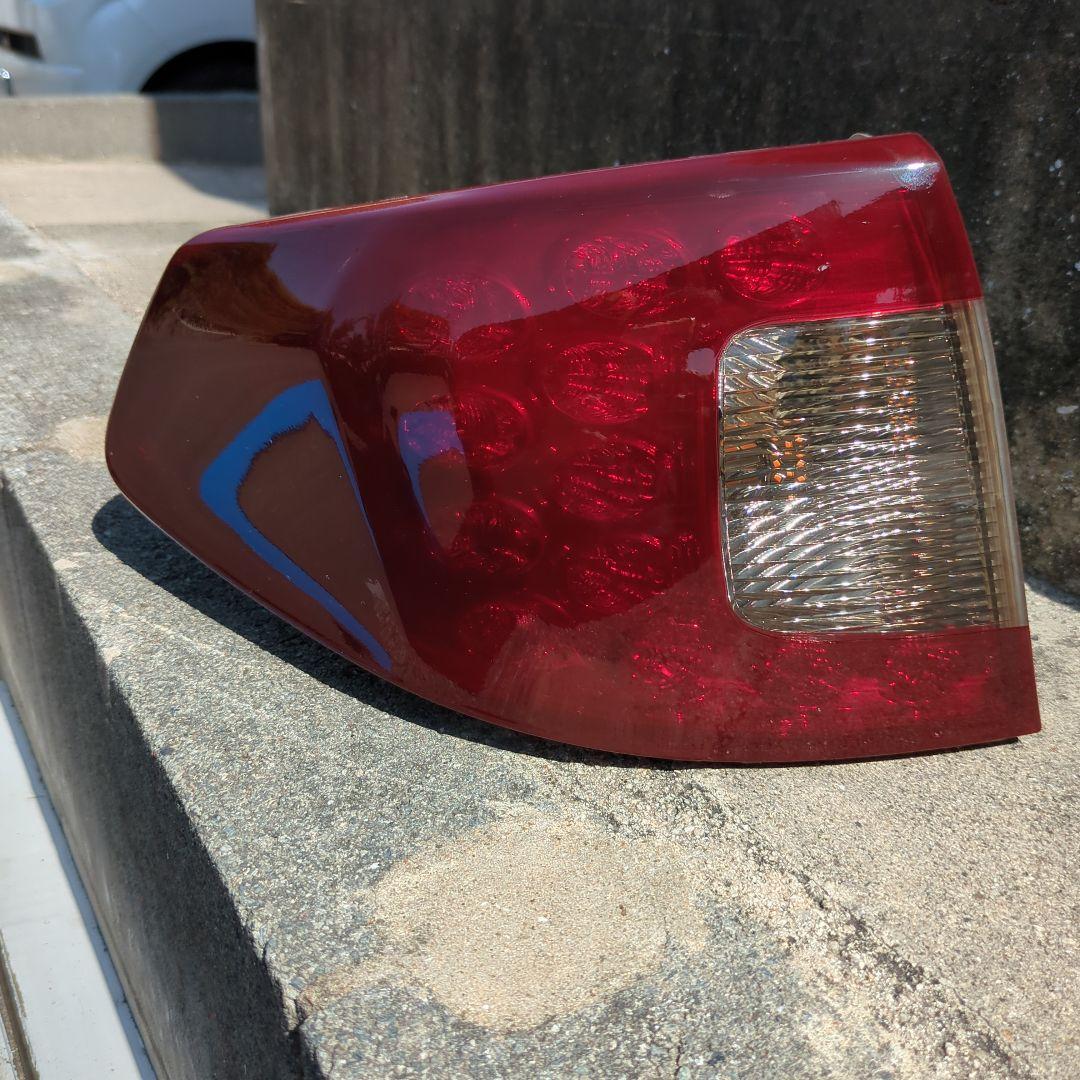 GRB/GRF テールランプ左右セット